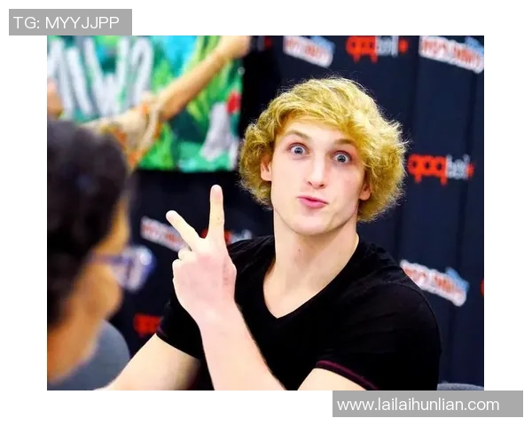 足球明星跨界挑战WWE赛场 展现惊人力量与技艺的巅峰对决